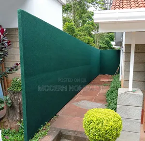Modern Stand-Alone Privacy Screen Fence | Stylish Durable