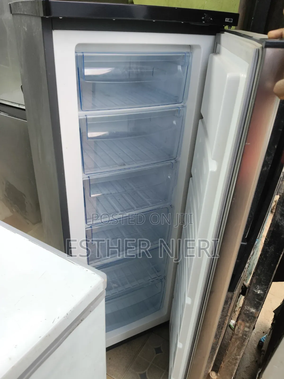 200litres Upright Freezer