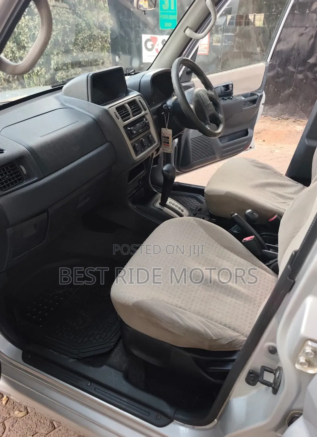 Mitsubishi Pajero IO 2004 Silver