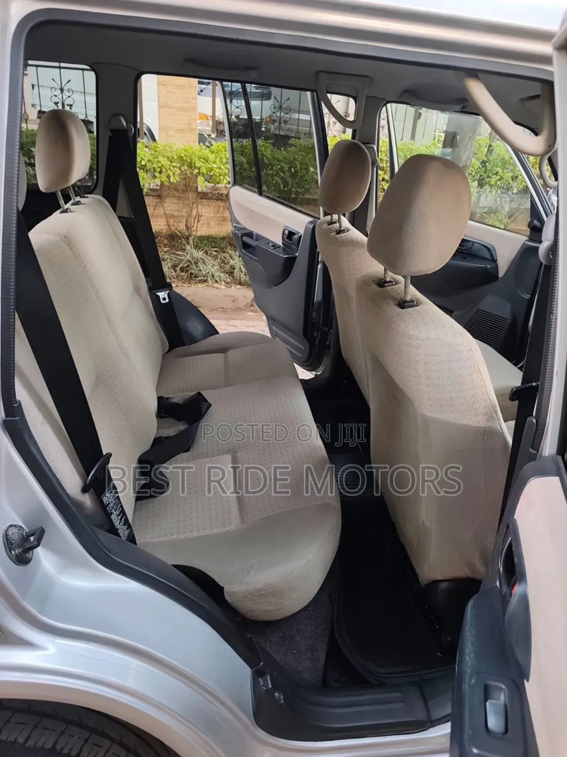 Mitsubishi Pajero IO 2004 Silver