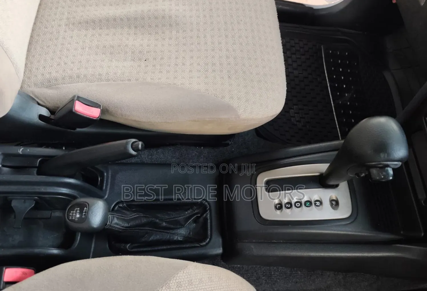 Mitsubishi Pajero IO 2004 Silver