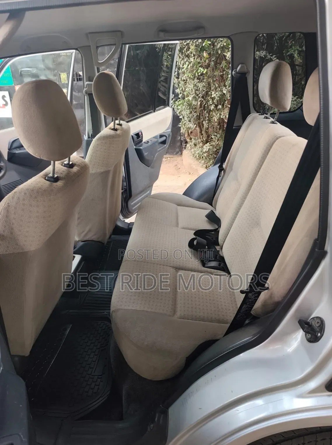 Mitsubishi Pajero IO 2004 Silver