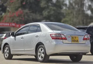 Toyota Premio 2012 Silver