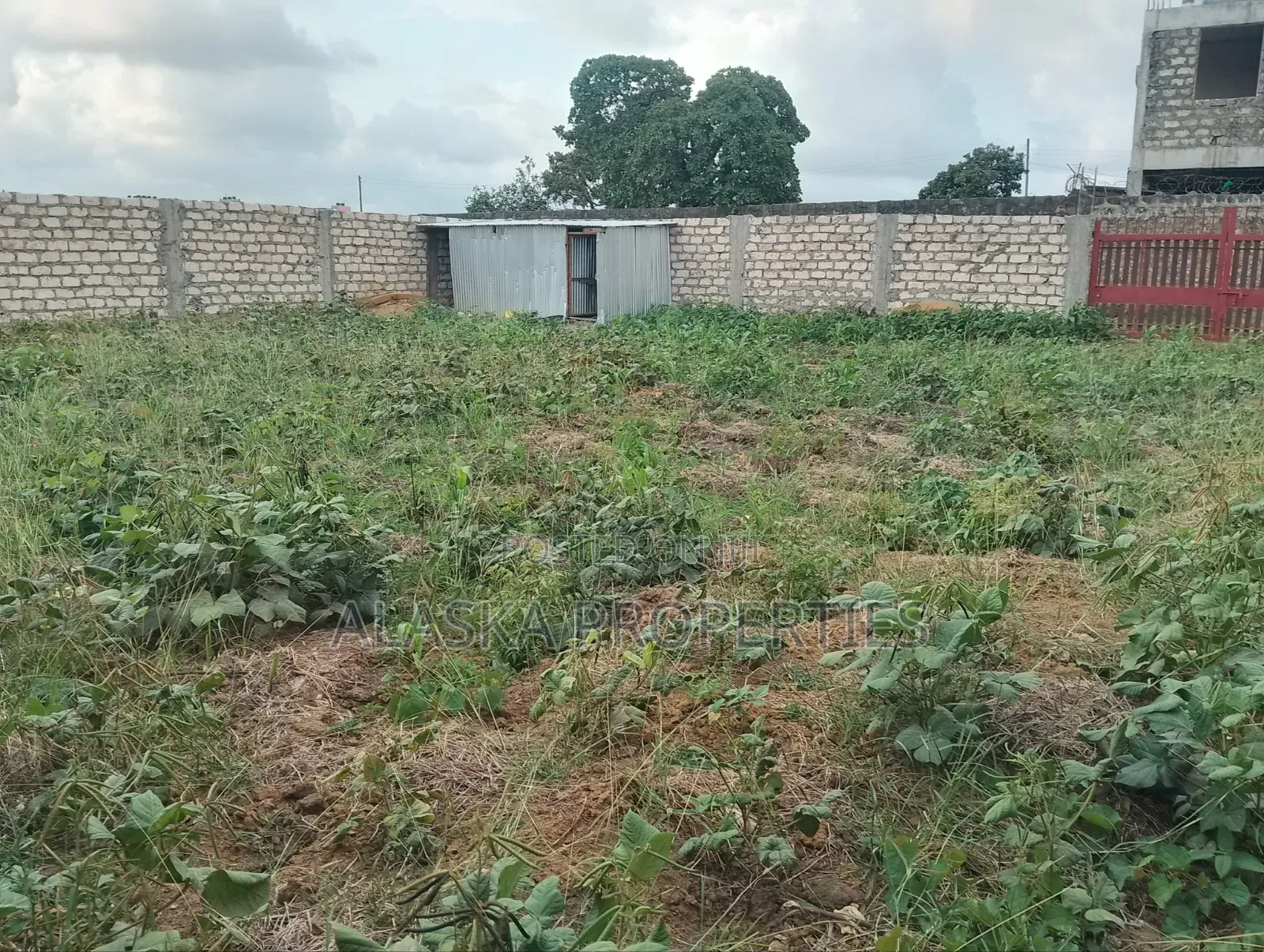 50by100 Plot 4 Sale in Bamburi Seven Star