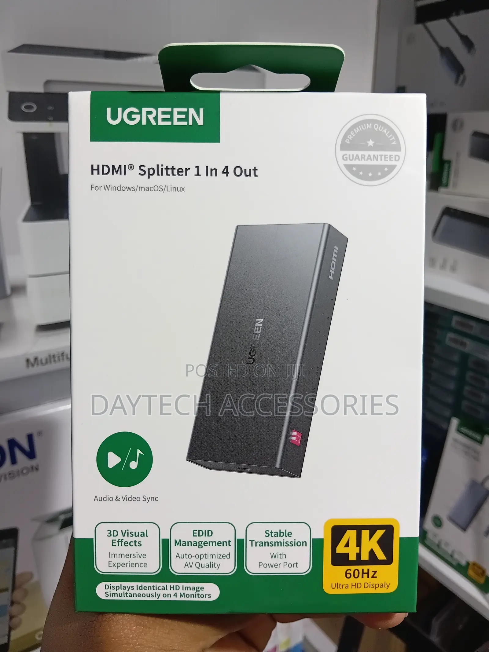 UGREEN - HDMI Splitter 1 in 4 Out at 60Hz HDMI 2.0 Splitter.