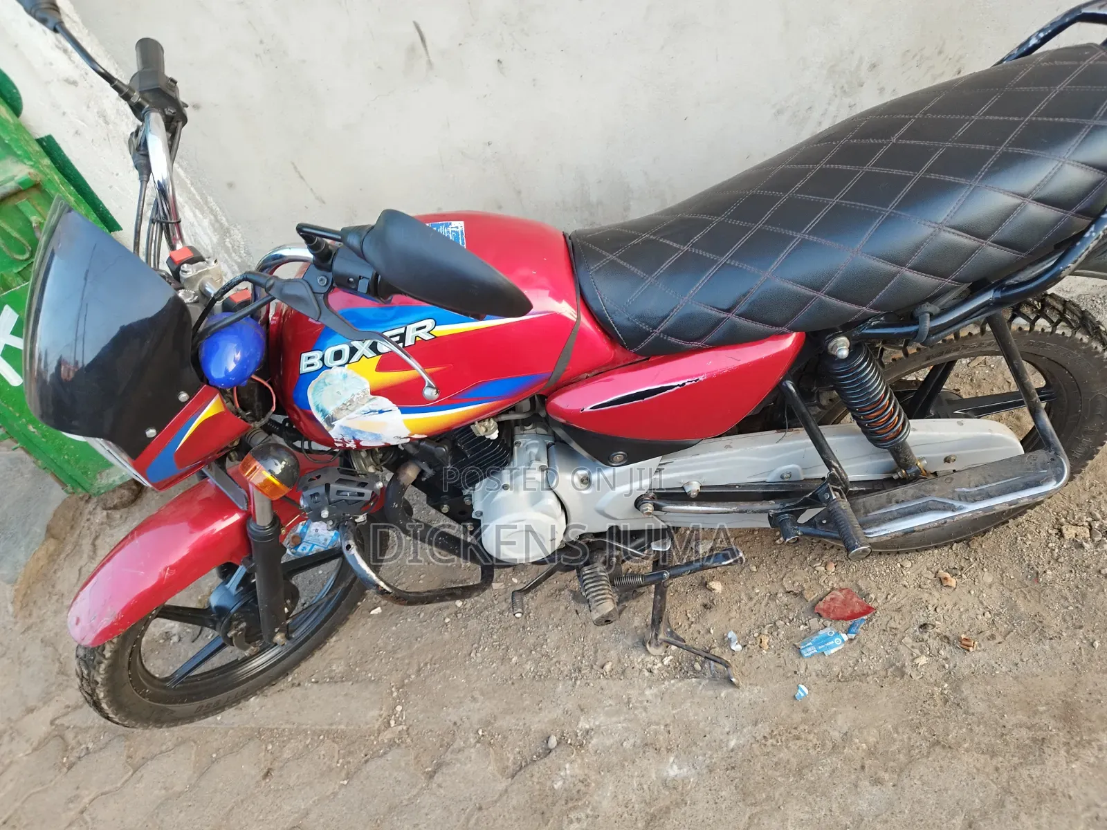 Bajaj Boxer 150 UG 2024 Red
