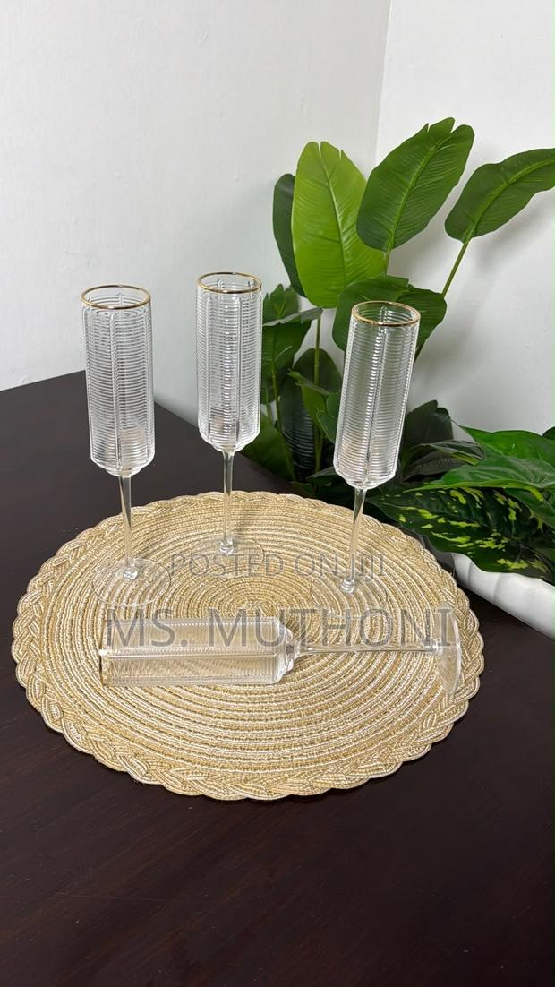 6 PCs Premium, High-Quality Ribbed Champagne Flutes