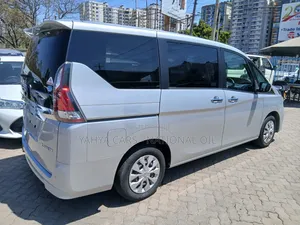 Suzuki Landy 2020 Silver