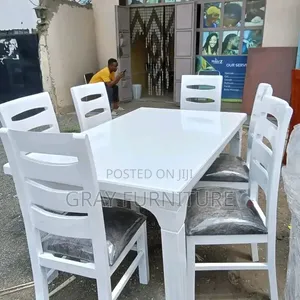 Mahogany 6 Seater Dining Sets .