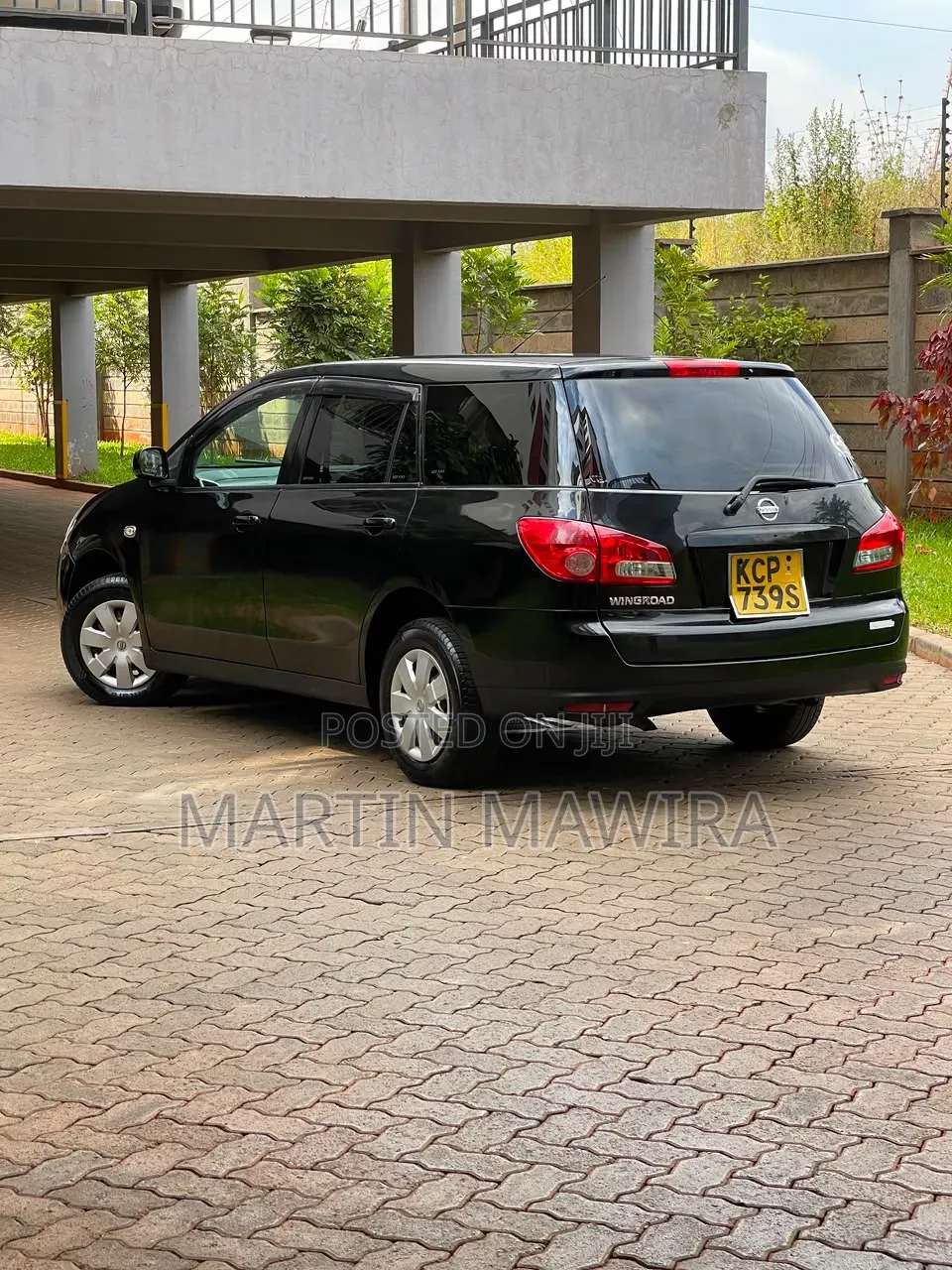 Nissan Wingroad 2010 Black
