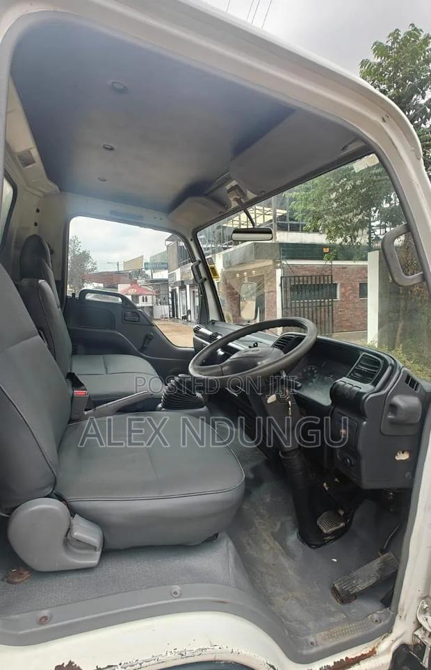 Isuzu NPR Very Clean - thumbnail 9