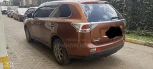 Mitsubishi Outlander 2013 Brown