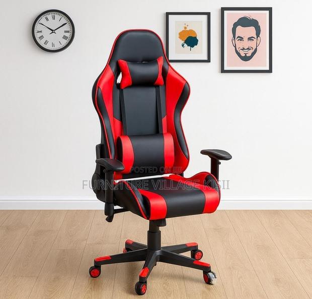Gaming Chair: Ergonomic Adjustable Gamimg Chair