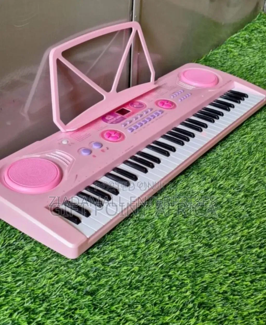 Colour Pink Keyboard With Inbuilt Battery. Brand New