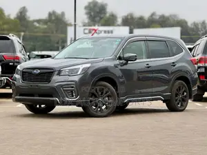Subaru Forester Premium 2021 Gray