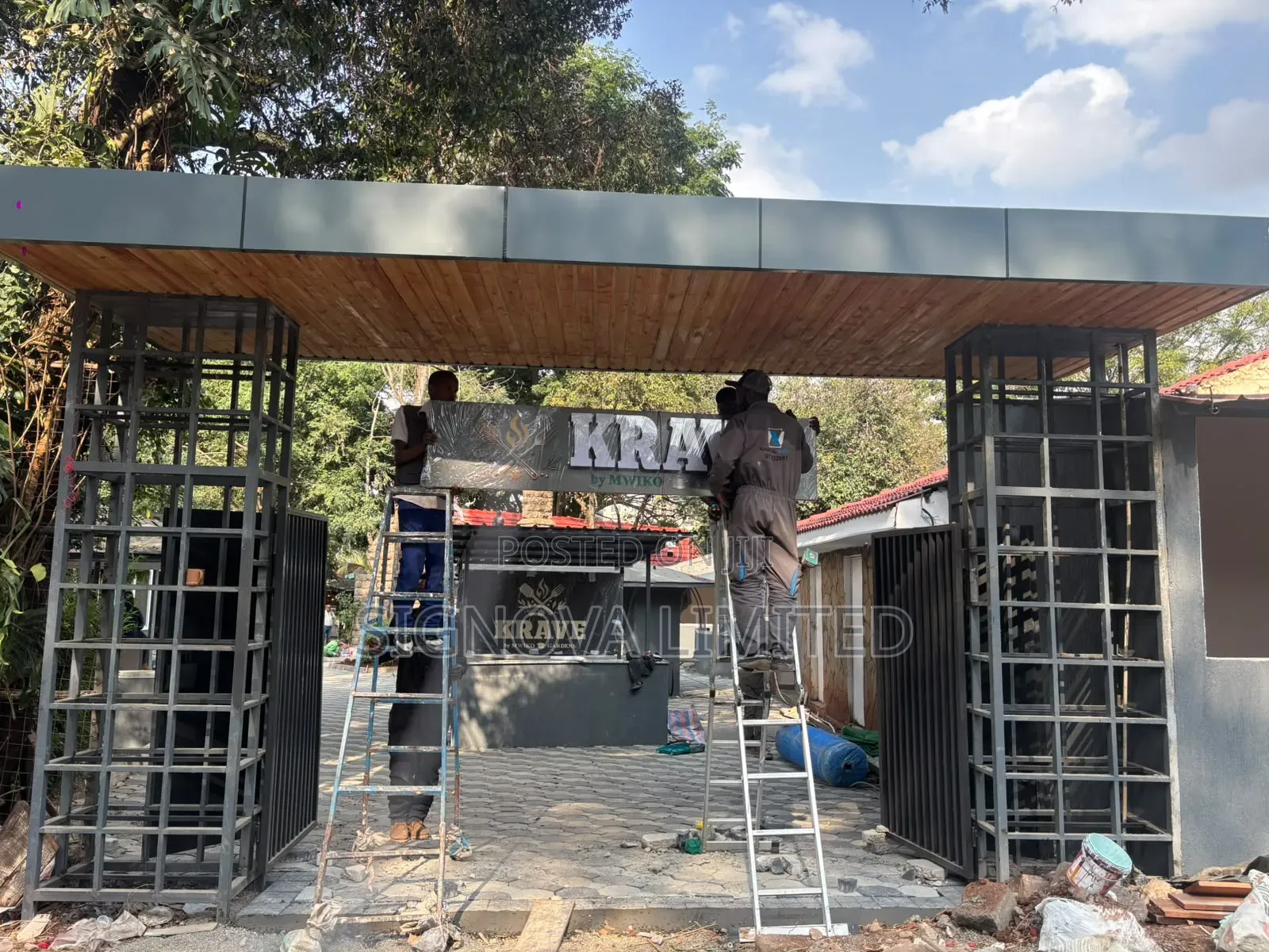 2d,3d Signs,signboards,sign Writer,lightbox,Branding, Sticker.