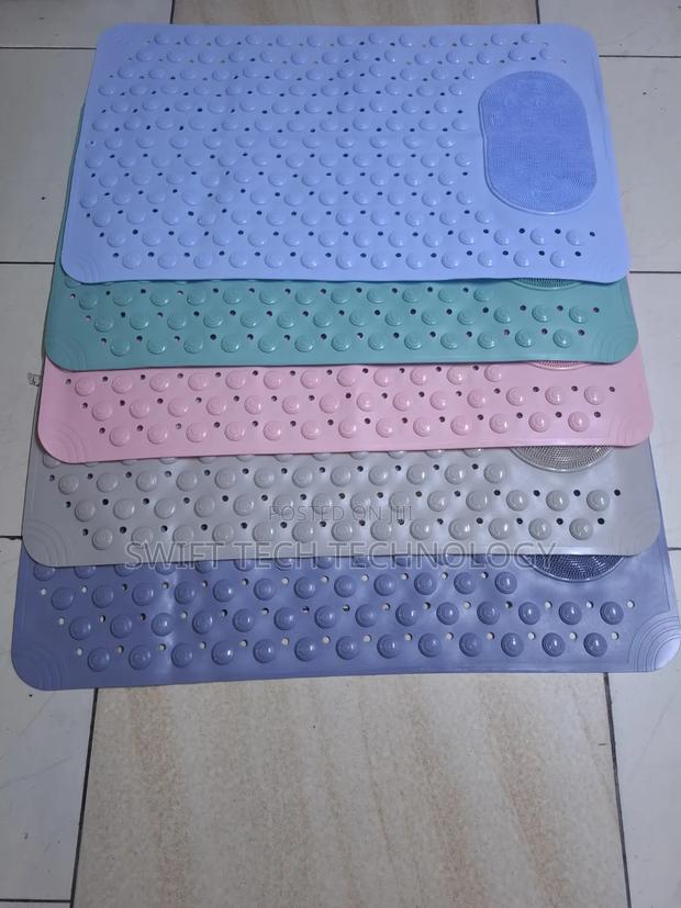 Bathroom Anti Slip Mats - thumbnail 2