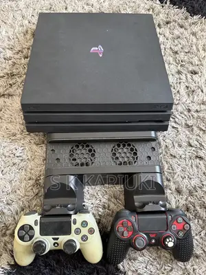 Play Station 4 Pro