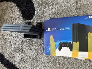 Play Station 4 Pro