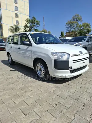 Toyota Succeed 2020 White
