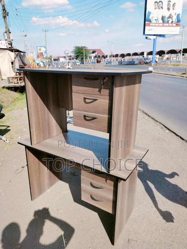 Modern Office Desk With Drawers - thumbnail 2