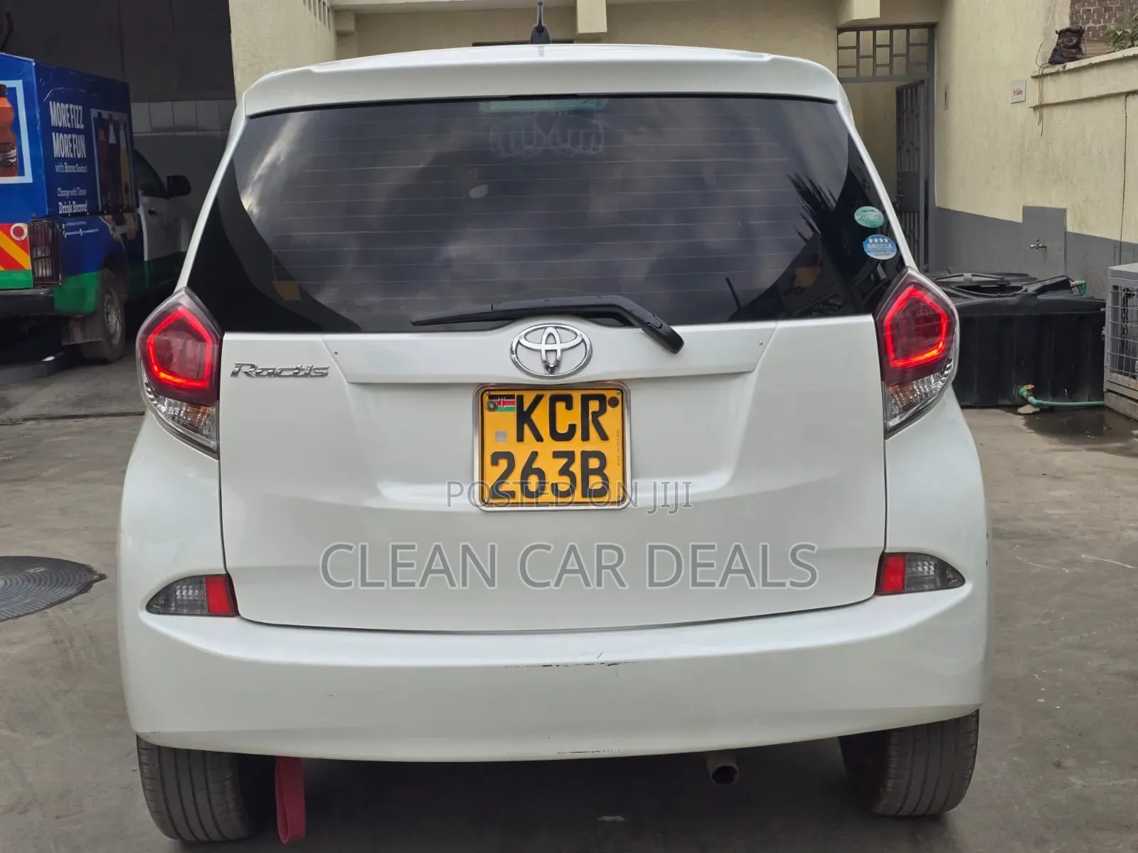 Toyota Ractis 2012 White