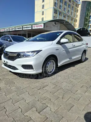 Honda Grace 1.5 Hybrid FWD 2019 White