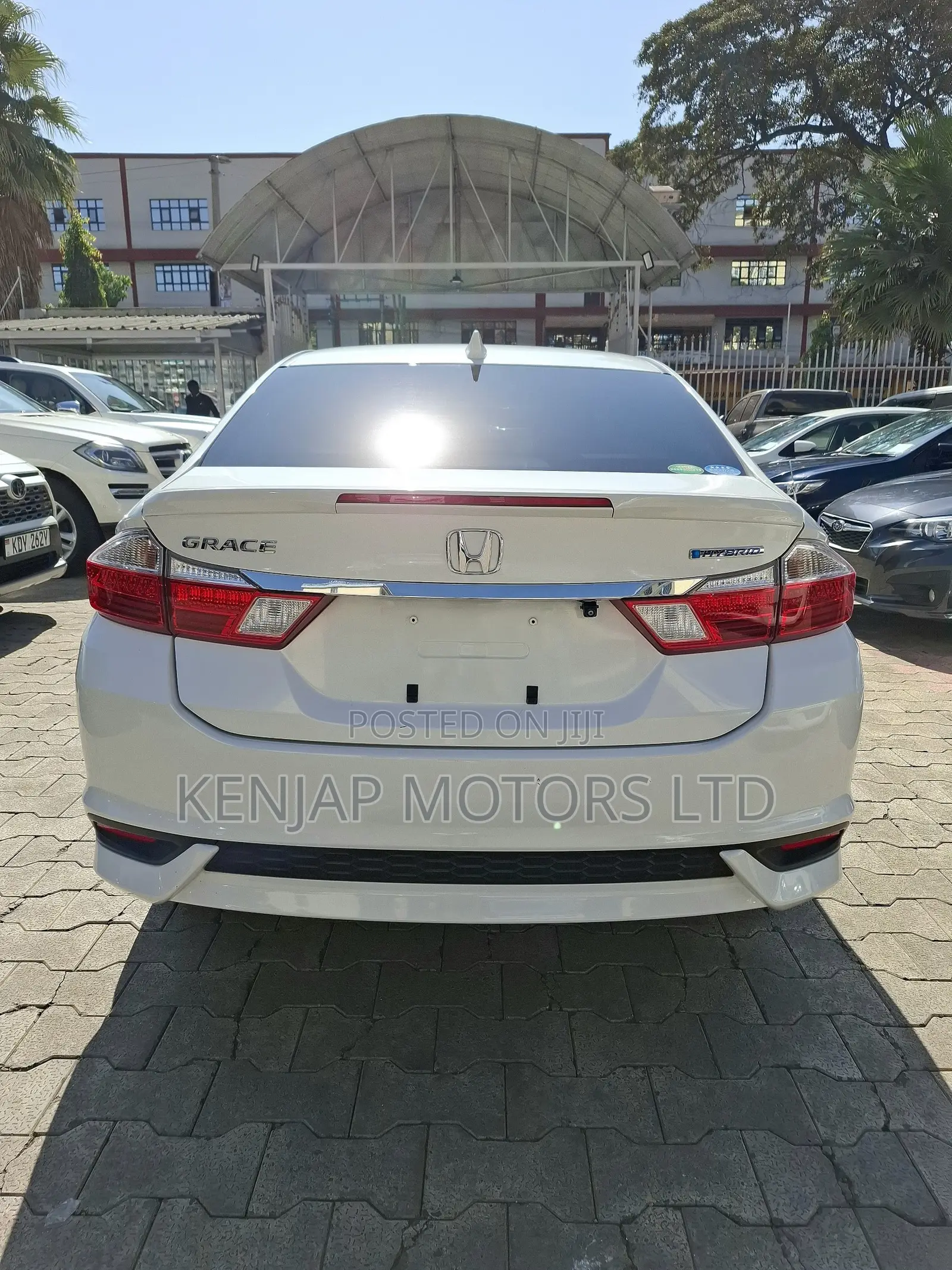Honda Grace 1.5 Hybrid FWD 2019 White