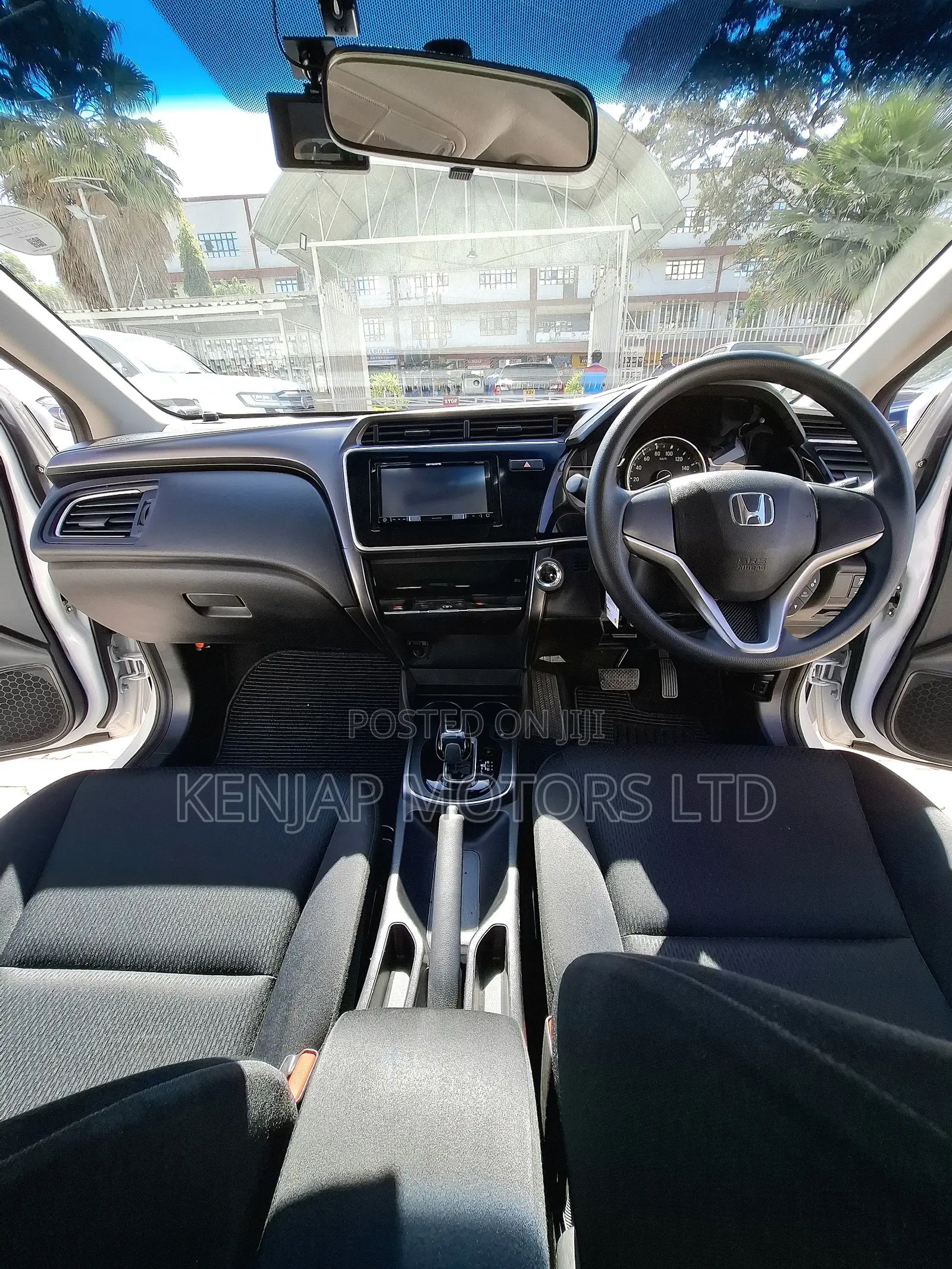 Honda Grace 1.5 Hybrid FWD 2019 White