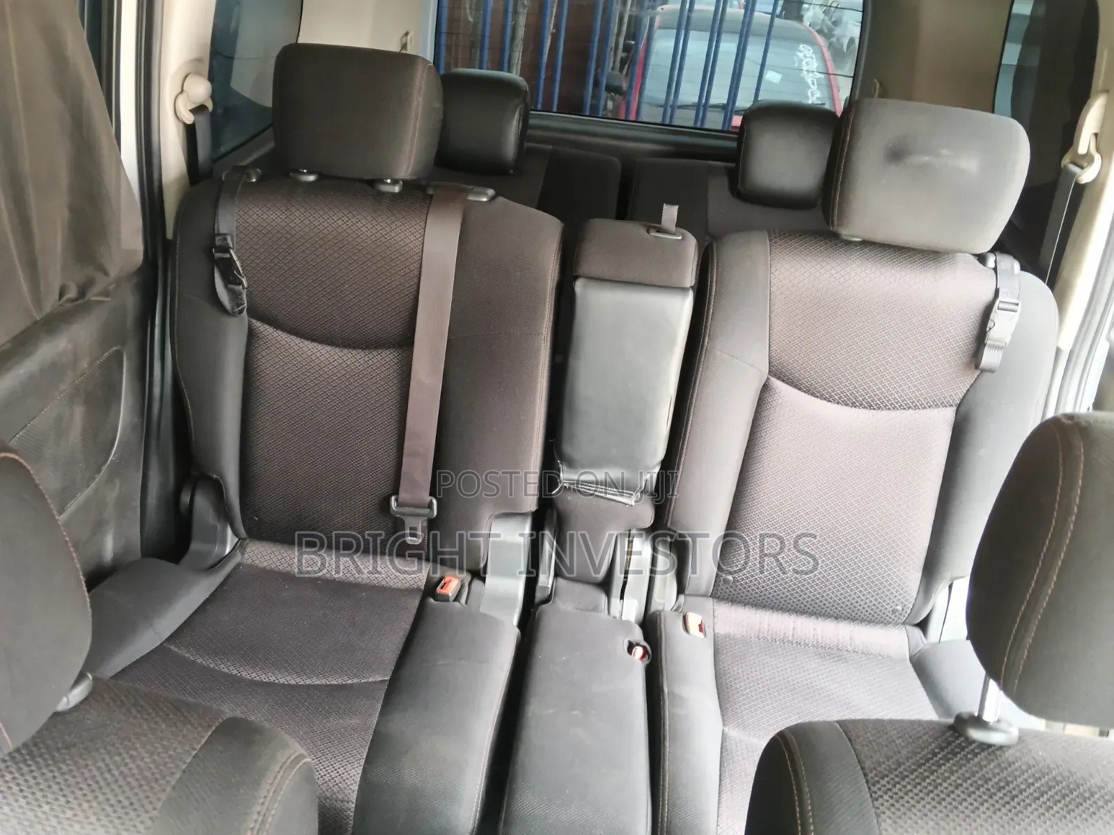 Nissan Serena 2014
