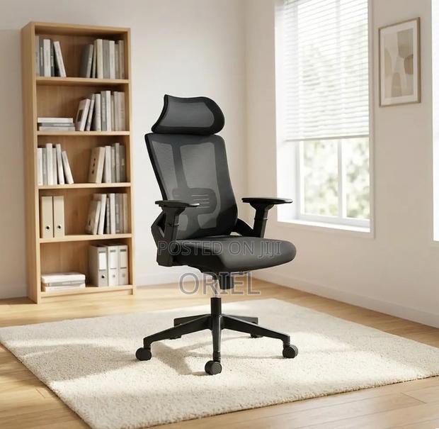 Office Chair : Ergonomic Staff Seat - thumbnail 7
