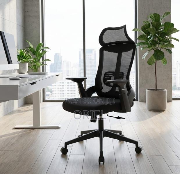 Office Chair : Ergonomic Staff Seat - thumbnail 13