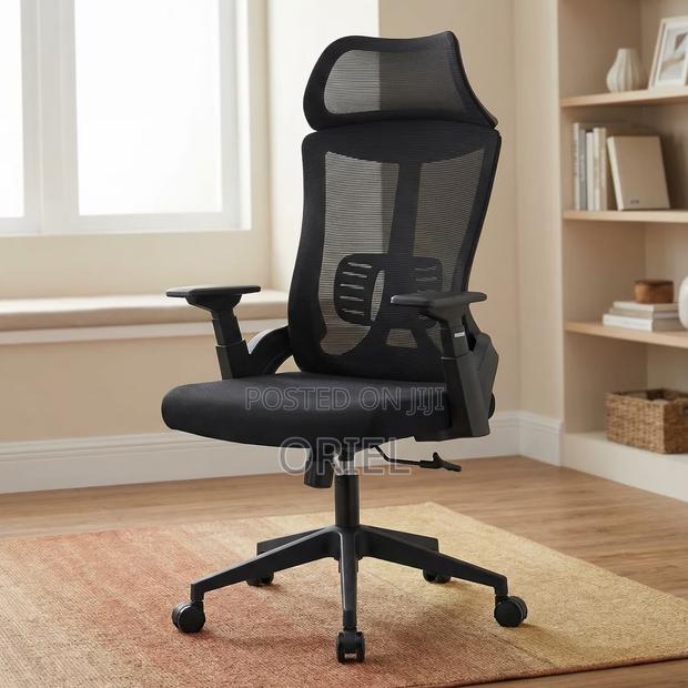 Office Chair : Ergonomic Staff Seat - thumbnail 15