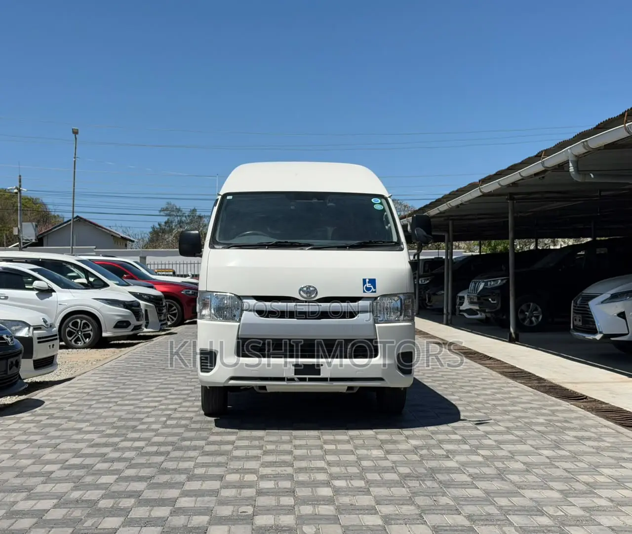 Toyota HiAce 2019 White