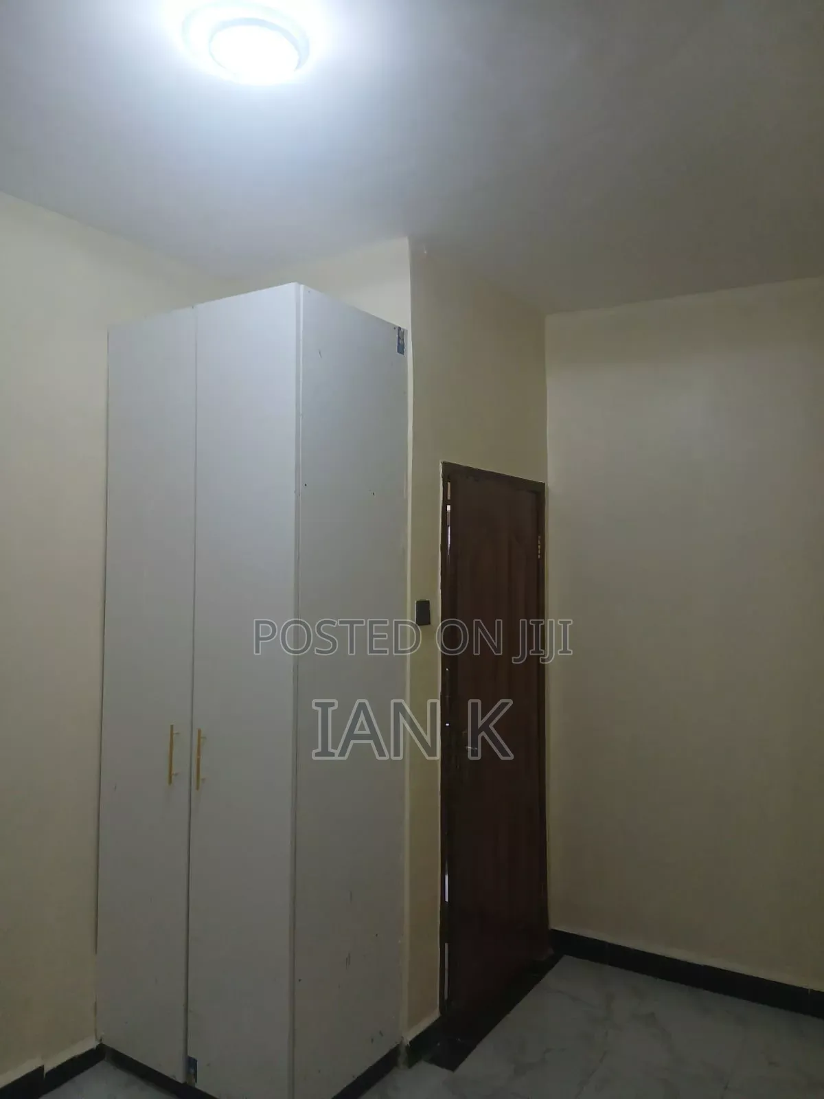 5bdrm Maisonette in Murema Estate, Kenyatta Road / Theta  for sale