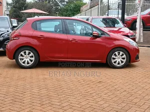 Peugeot 208 2017 Red