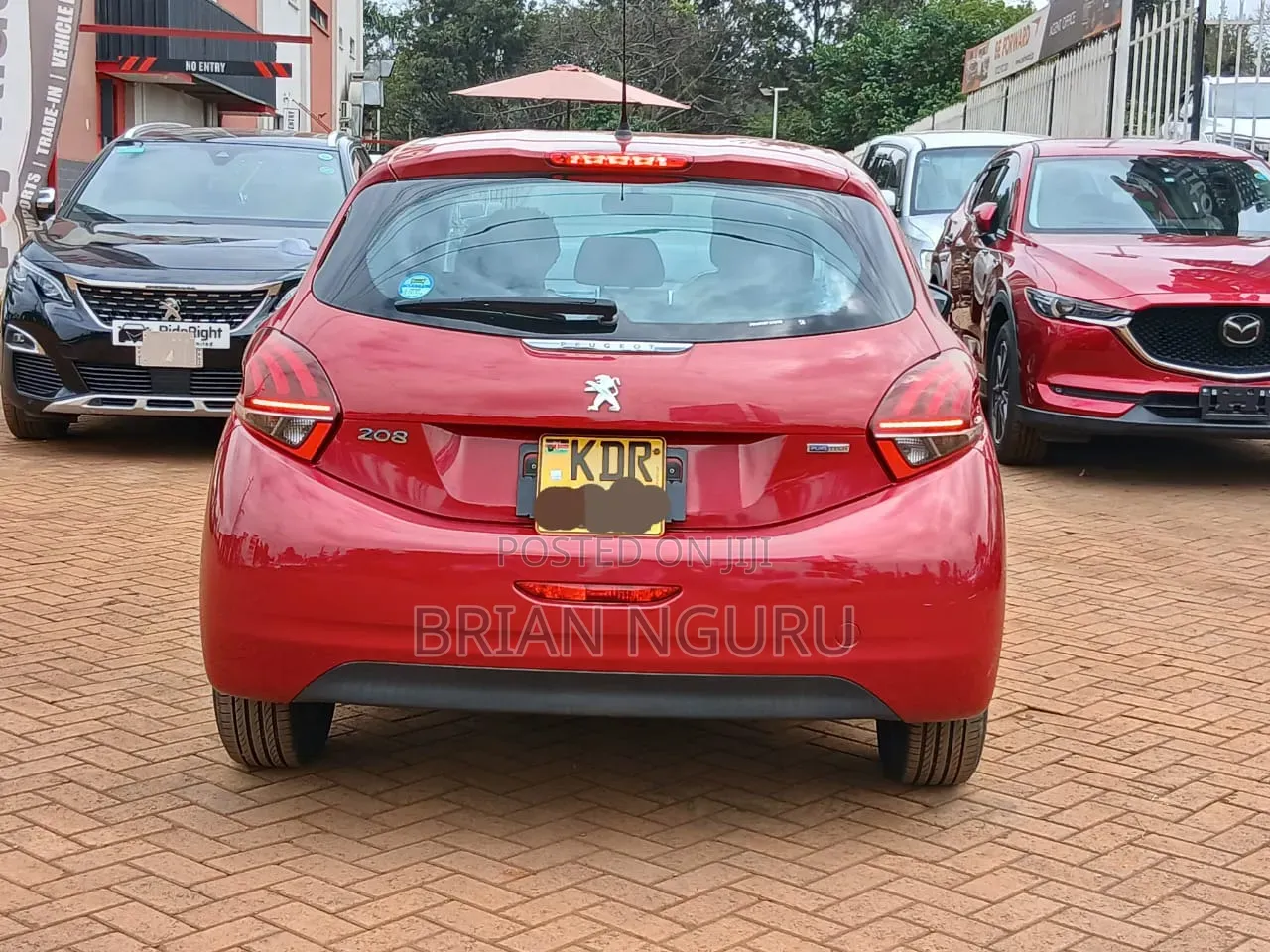 Peugeot 208 2017 Red