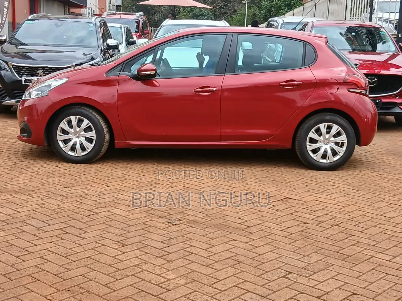 Peugeot 208 2017 Red