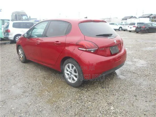 Peugeot 208 2017 Red