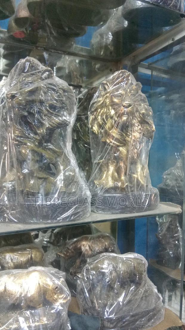 Lion Sculpture - thumbnail 5