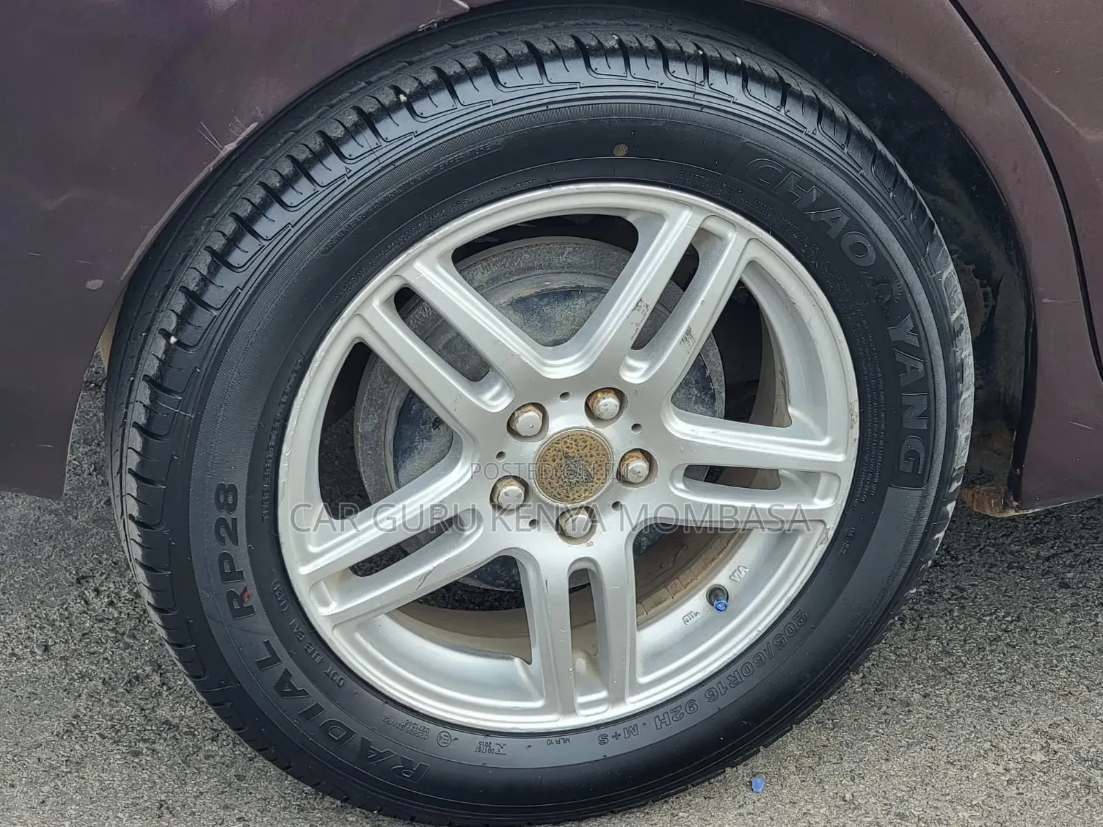 Toyota Ractis 2010 Maroon