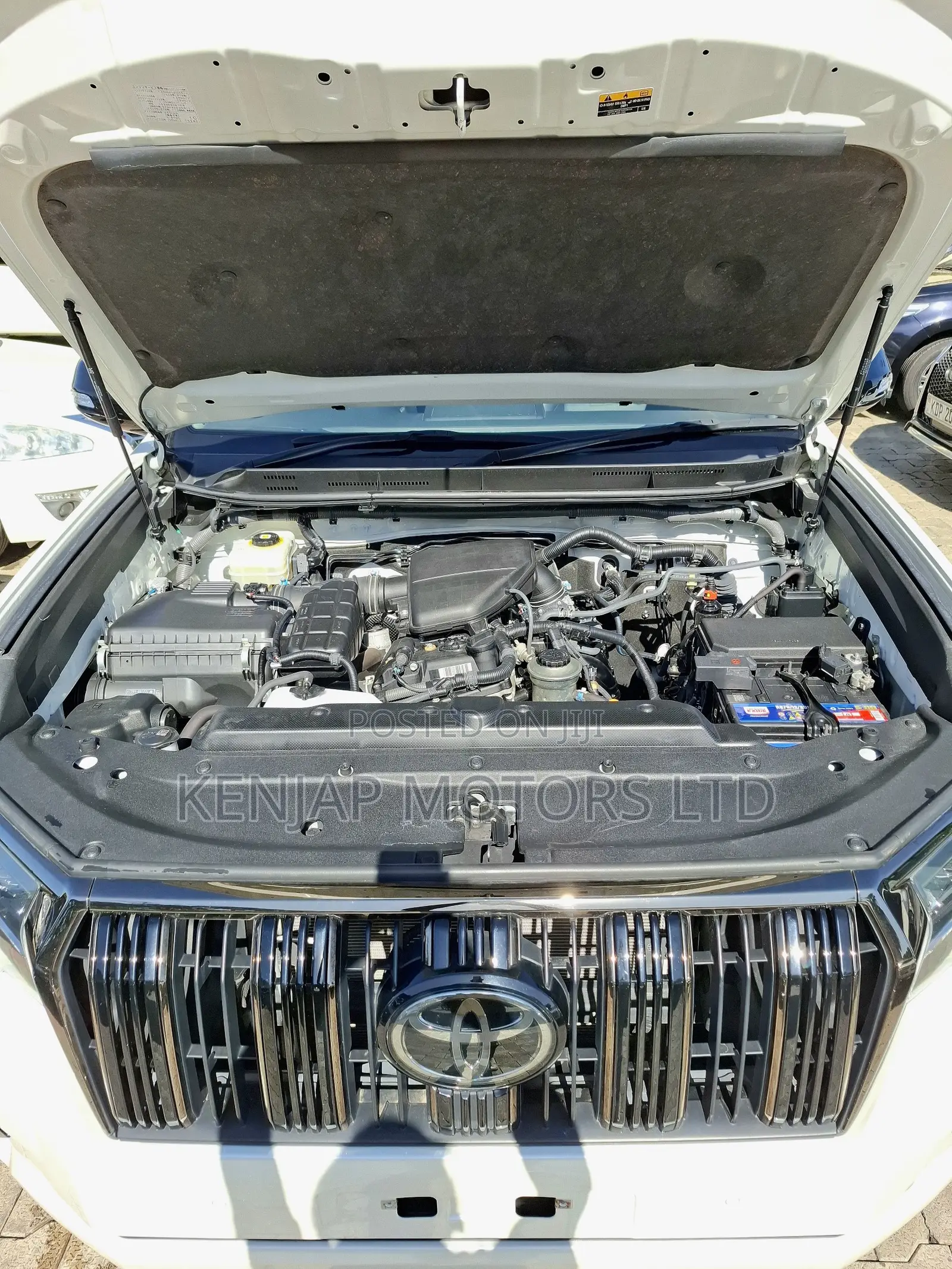 Toyota Land Cruiser Prado 2.7 2021 Pearl