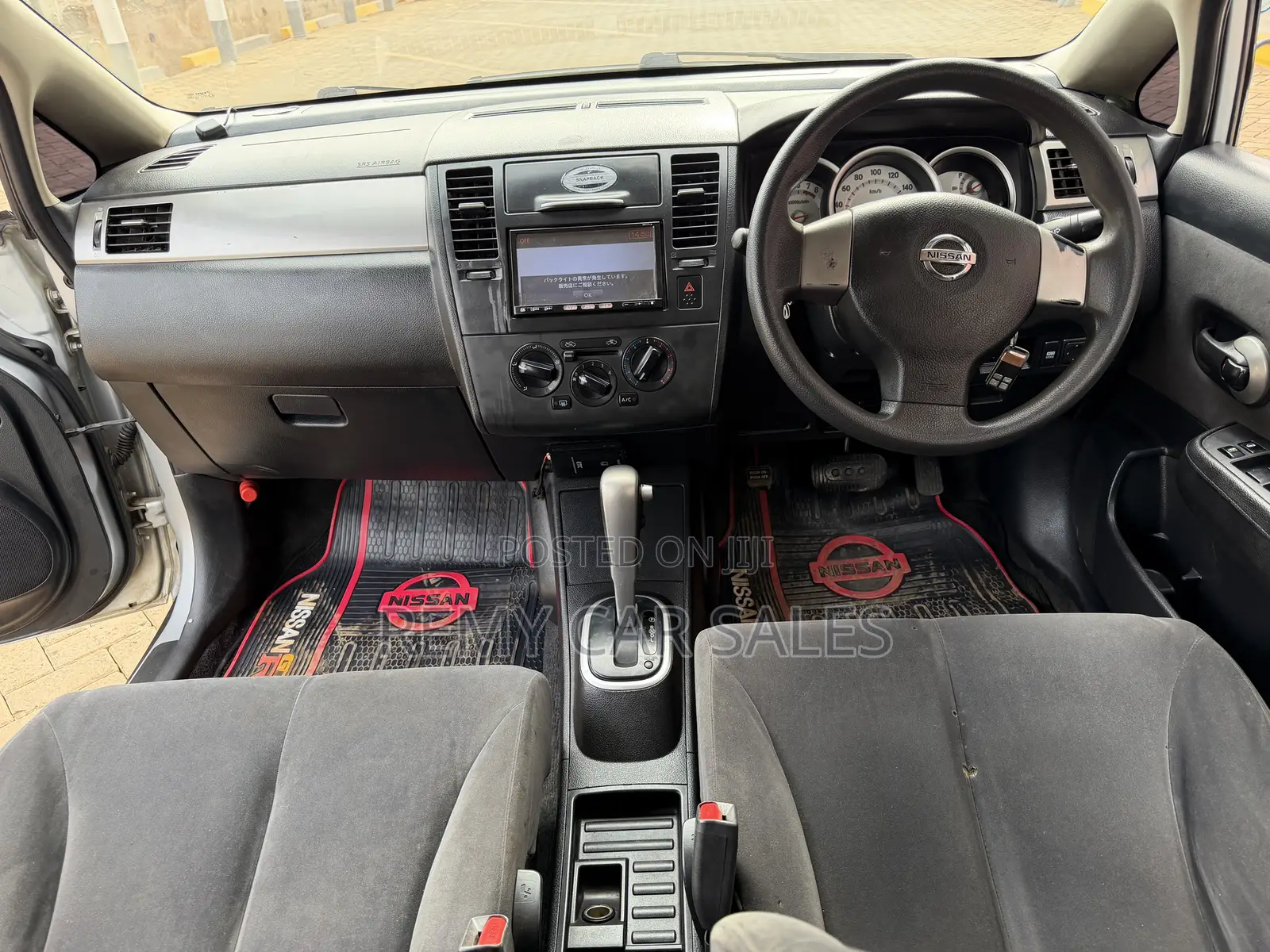 Nissan Tiida 2013 Silver