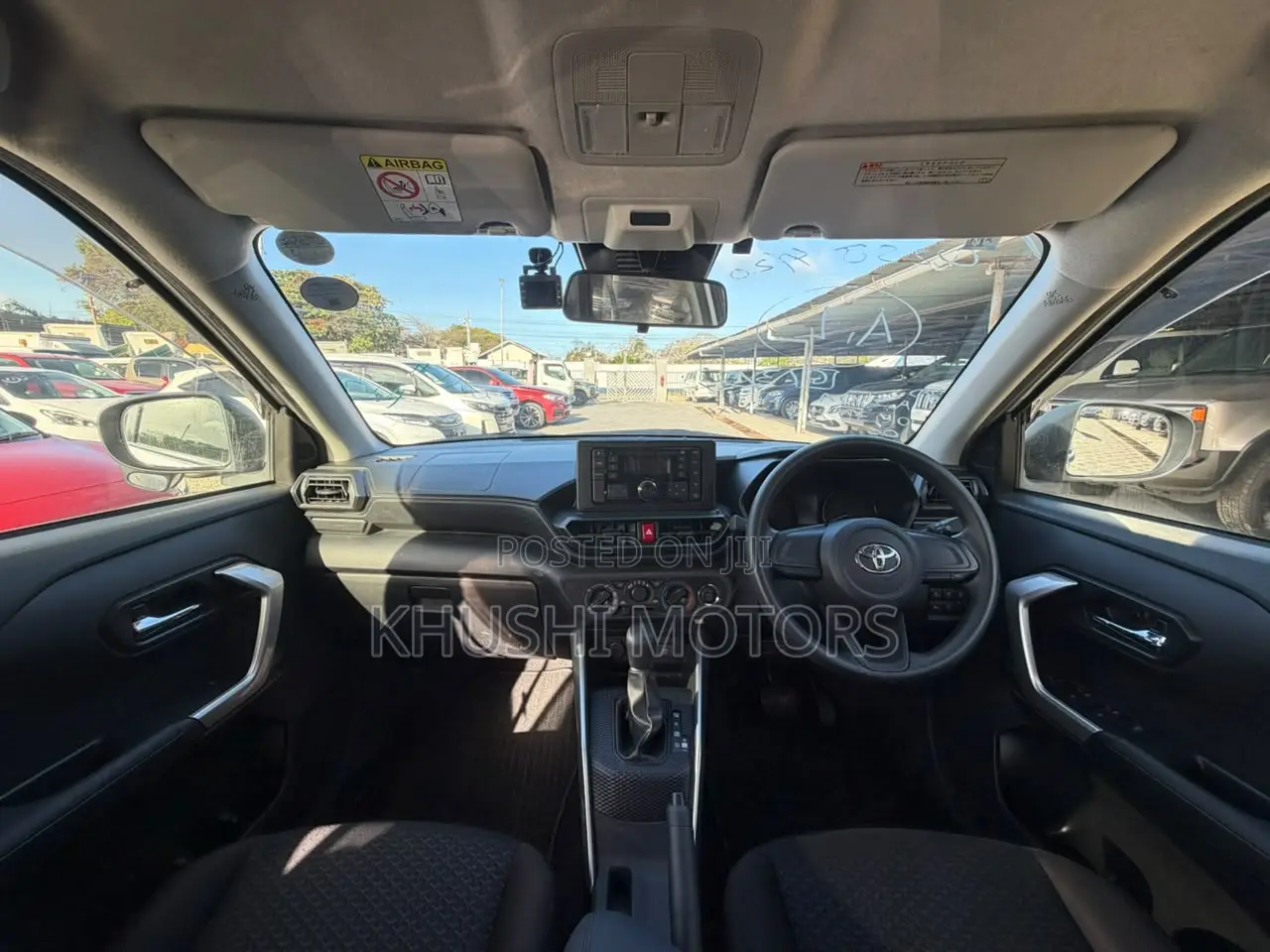 Toyota Raize 2020 Silver