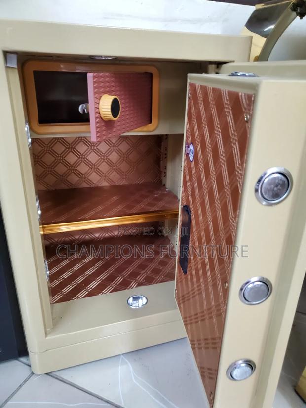 60KGs Gold Digital Fireproof Safe - thumbnail 2