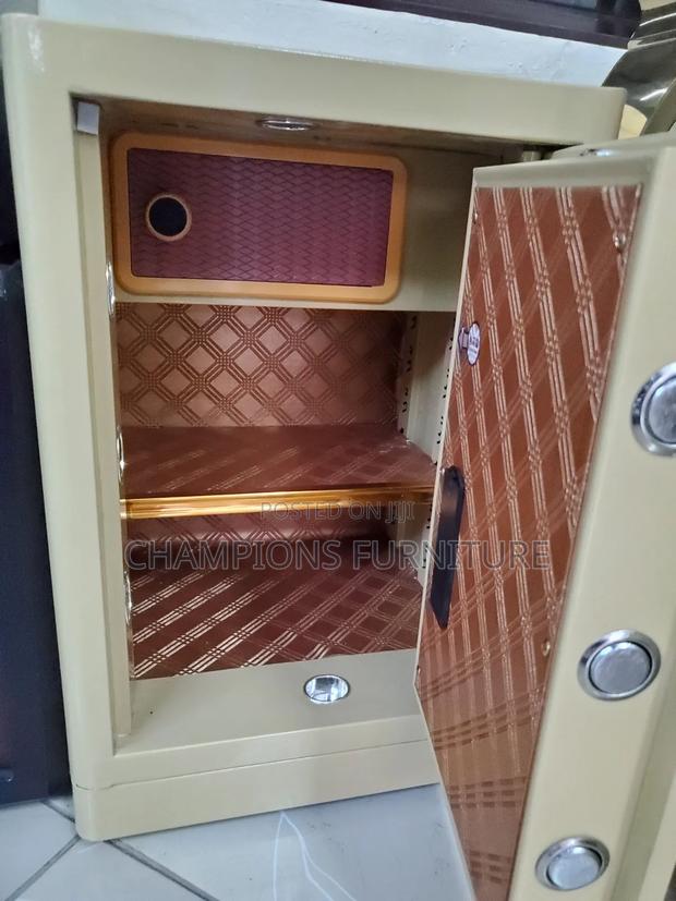 60KGs Gold Digital Fireproof Safe - thumbnail 3
