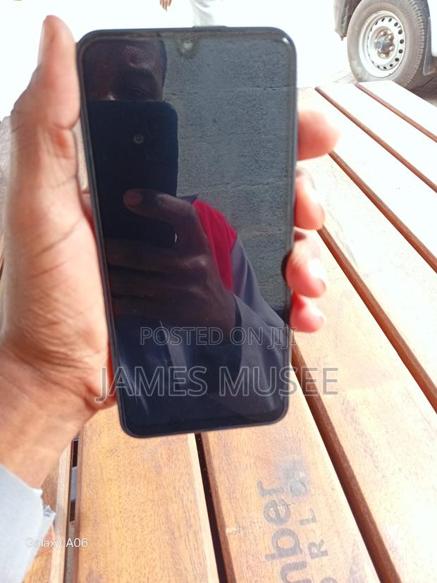 Samsung Galaxy A16 128 GB Gray - thumbnail 6