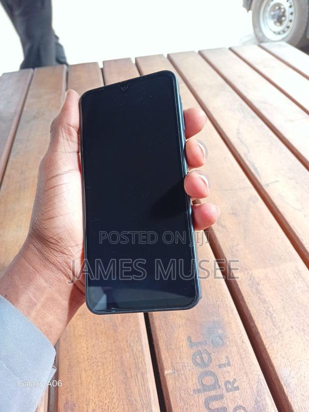 Samsung Galaxy A16 128 GB Gray - thumbnail 2