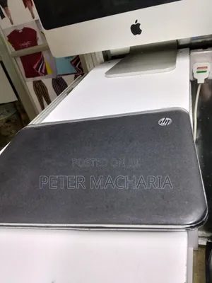 Laptop HP 3125 4GB Intel Atom HDD 320GB