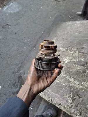 Nissan M9R Waterpump